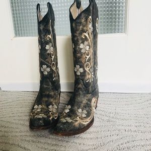 “Those Boots!!!”  Circle G girl cowboy boots.